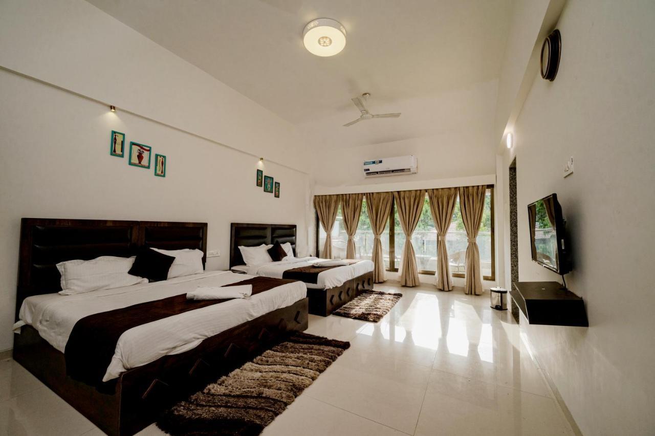 The Retreat-Glasshouse Bungalow Igatpuri Εξωτερικό φωτογραφία