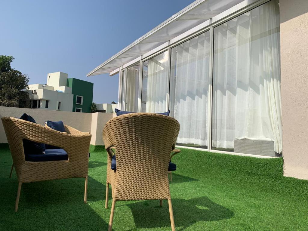 The Retreat-Glasshouse Bungalow Igatpuri Εξωτερικό φωτογραφία